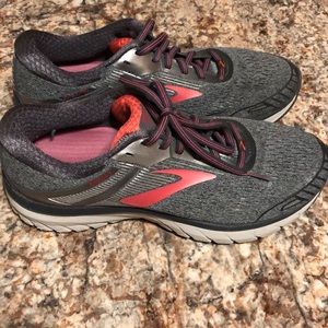 Gray and pink Brooks shoes